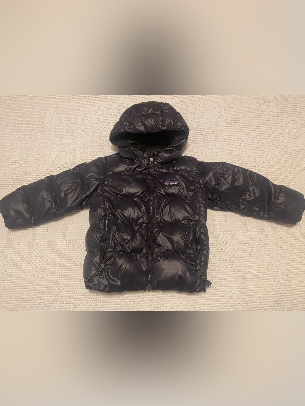 Patagonia Baby Hi-Loft Down Sweater™ Hoody in black size 3T